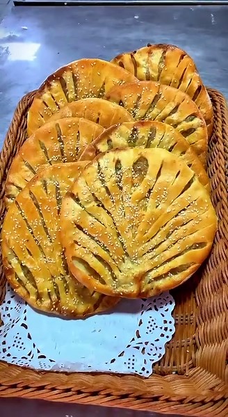 cake #cake #eating #fypシ #chef #food @titok creator insights