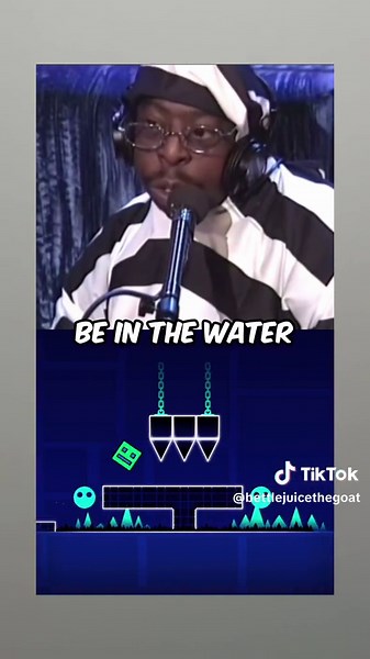 Beetlejuice Prisoner Costume: Funny Cosplay Man Clips