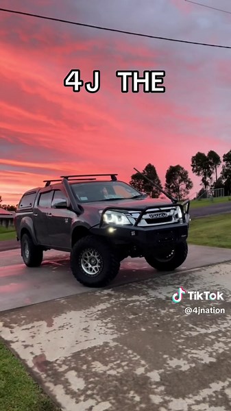 The Wild World of Hilux Owners | 4J Nation & More