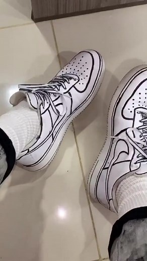 Cartoon nike’s #foryoupage #foru #xyzcba #honduras #foryou #viral #fyp #fy #xyzbca