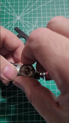 Cox .049 - Look At That Piston! #glowengine #nitroengine #cox #modelengine