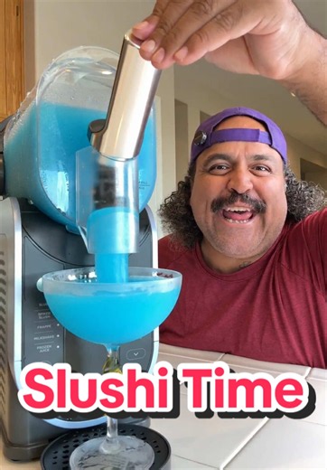 Ninja SLUSHi Professional! #ninjaslushi #ninjakitchen #slushmachine #slushymaker #tiktokshopmemorialday