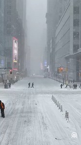 🇺🇸 | Estados Unidos mal y de malas_: un presidente estupido; un gobierno asesino y un clima de la mierda. Nevadas “históricas”, un frío extremo. Aproximadamente 770.000 personas se quedaron sin electricidad. Más de 14.000 vuelos han sido cancelados en todo el país.i | Territorio Comanche