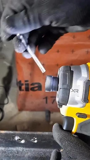 54K views · 23 reactions | BLACK FRIDAY TOOL DROP ⚡ 1/4” Keyless...