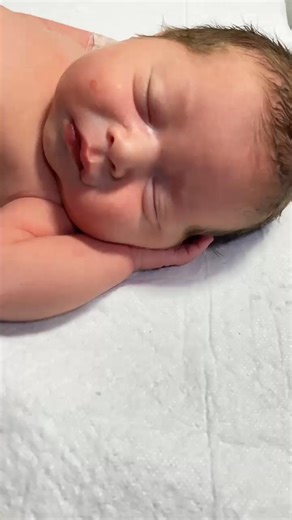 6.2K views · 86 reactions | A precious NICU moment  — this cute little baby is being cared for with love and dedication . Every NICU day shows hope, healing, and the strength of these tiny fighters . New born baby 殺#adorablebaby #bebycar #good #bless | Nurse Life | Facebook