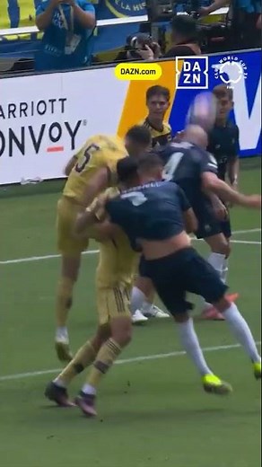 ALL-ANGLES GOAL: Christian Gray - Auckland City 🇳🇿⚽