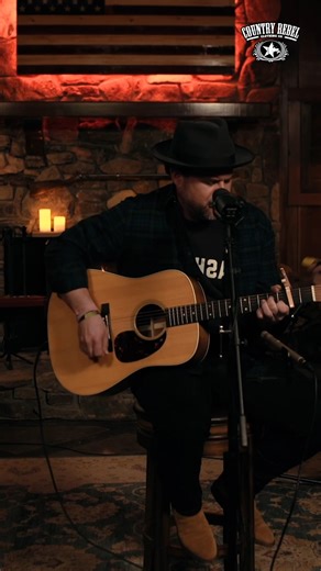 Watch David Nail perform his 2009 hit song "Red Light." It was his first Top 10 hit! | Country Rebel