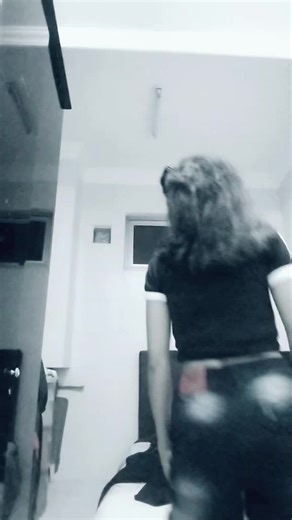 Santi Delo (@santi.delo)’s videos with suara asli - _pompa_dance_