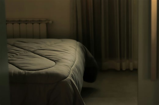 Anziano solo morto da un mese nel suo letto, vicini di casa scossi - Umbria 24