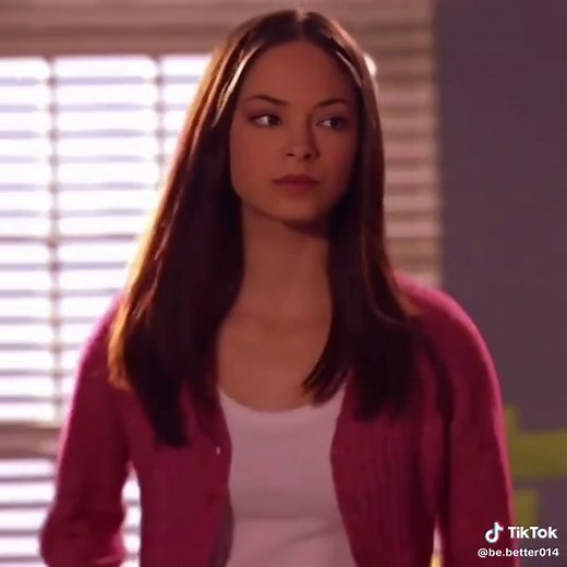 Kristin Kreuk in Smallville: A Memorable Edit