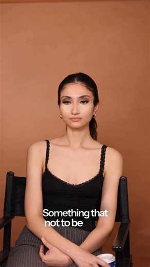 Meera sakhrani school on Instagram: "Tell us about your favourite setting powders! Which one do you like the most?"