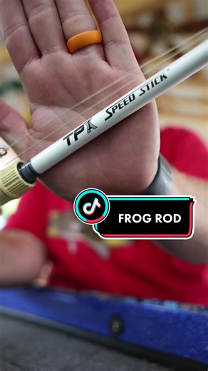 Best Frog Rod for Bass Fishing - Lew's Super Duty TP1X Review