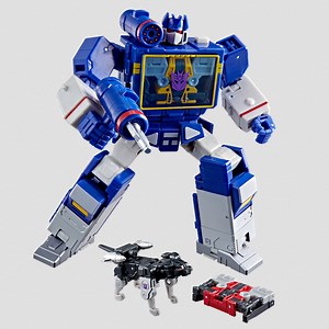 Studio Series 86 Leader Soundwave First Look   Wave Stock Photos