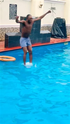 Running Jump trick into cold pool 🏊‍♀️😂 #funny