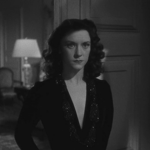 Edits classic movies 🎬 on Instagram: "maría casares as helene in les dames du bois de boulogne (1945) directed by: robert bresson [tags] |#mariacasares #1940s #lesdamesduboisdeboulogne #maríacasares #robertbresson #jeancocteau #cinemafrancais #frenchfilm #vintagehollywood #oldhollywood #oldhollywoodglamour #goldenage #goldenageofhollywood #oldhollywoodglam #retrohollywood #spanishactress #cinema #classichollywood #oldhollywoodedit #amourfou #goldenera #cinemaclassic #cinemafrançais #classicfilm