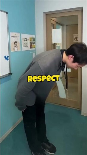 The 3 Secret Levels of Bowing in Japan! 🇯🇵🙇
