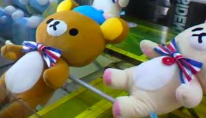 UFOキャッチャーのぬいぐるみ取り方・コツ・技！動画での説明も | エンタメLab