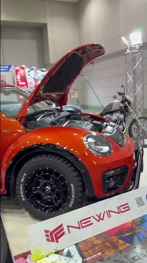 人気車種ザ・ビートルを今回、2.0ターボR-Lineをベースに製作しました！大阪モーターショー2025でもたくさん写真を撮っていただきました😆‼️#ニューイング#カラーシートベルト#vw