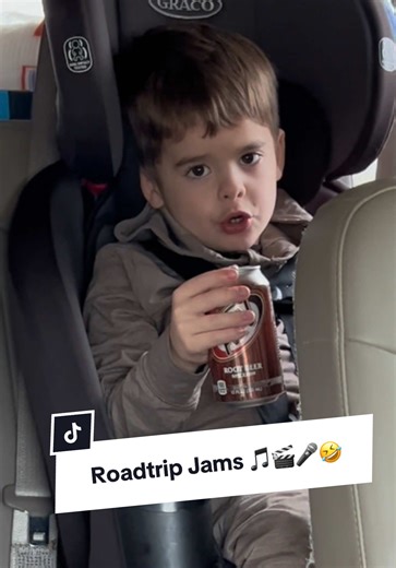 I promise he’s not mad, he just really gets into his performance 😅🎤🎬 #carjamsessions #aandwrootbeer #bensonboone #maverickfuller #singitkid @Benson