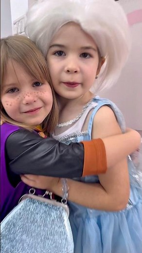 ❄️👧 Do You Want to Build a Snowman? #annafrosen #elsa #frozensongs