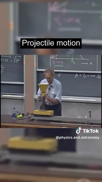 Projectile motion #physics#physicsclass#physicsfun #physicsteacher#class