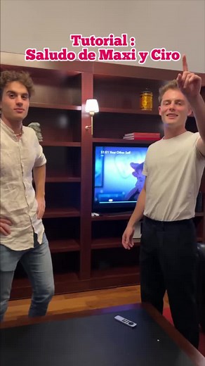 Saludos de Maxi y Ciro en STM