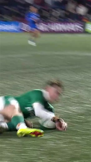 Beautiful piece of play from Ireland’s Robert Carney to set up Derry Moloney 🔥 #U6N20 #SixNationsRugby