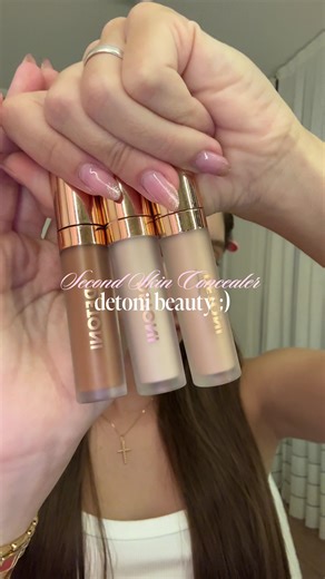 second skin concealer (base, bronzer & corretivo) 🫶🏻 @DETONI BEAUTY CUPOM: AMABILE #makeup #maquiagem #detonibeauty #corretivo