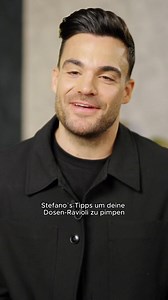Stefano Zarrella zeigt uns wie man Dosen-Ravioli ganz schnell aufpimpen kann.😏🤤 #SAT1FertiggerichteCheck 👉"Der SAT.1 Fertiggerichte-Check!" - Mittwoch, 20:15 Uhr in SAT.1 oder kostenlos streamen auf Joyn! | SAT.1