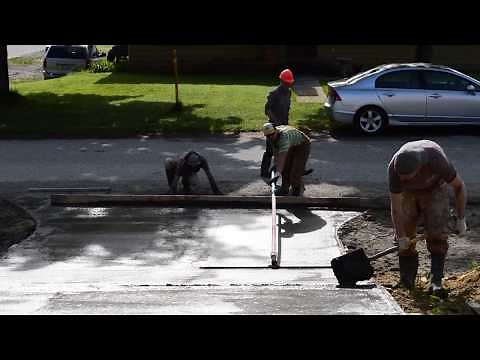 How to pour a sloped concrete driveway
