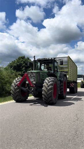 Fendt Tractors: Exploring Advanced Farm Machinery