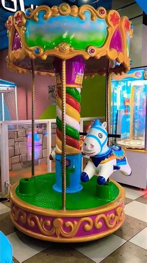 horse carousel vs tree carousel