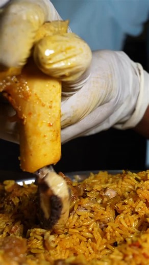 Mohammed Talha on Instagram: "Authentic Nanded Style Tahari in Hyderabad In this video, we explore Rizwan Hotel, a hidden gem serving authentic Nanded Style Tahari in Hyderabad. Located at Shastripuram near HKGN Furniture, with another branch at Yakutpura, Hyderabad, Rizwan Hotel is gaining popularity for introducing a unique Tahari style that’s completely different from Hyderabadi Tahari. Unlike traditional Hyderabadi Tahari, Nanded Style Tahari is prepared without curd, includes Mansoor Dal, a