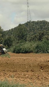 RAW sound 🔊 @carsonbrown_910 testing the Varg in out in Spain! #starkvarg #starkfuture #motocross #raw | Stark Future