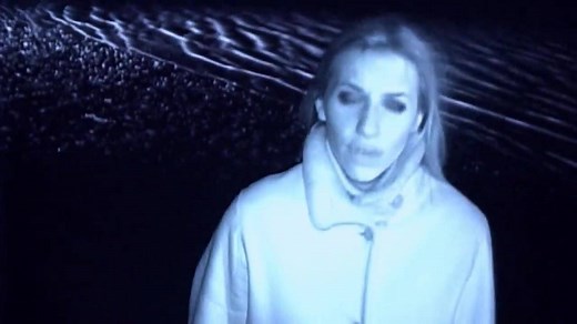 Flashback : alors que le groupe All Saints sort un nouvel album, retour sur 'Pure Shoes', qui a été composé pour le film "La Plage" avec Leonardo DiCaprio. Toujours aussi culte? | Vogue France