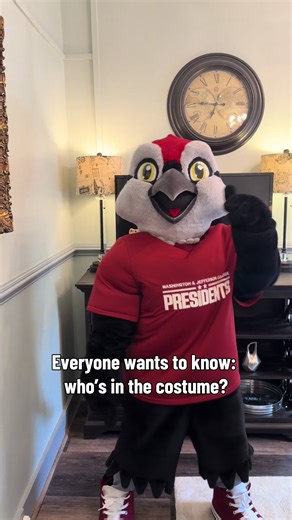 A huge thank you to Abby Rodgers for an incredible year as DubJay! ❤️ From Discovery Days to off-campus appearances, she brought energy, joy, and W&J spirit everywhere she went. We’re so grateful for everything you’ve done—and wish you the very best as you graduate. Congratulations! 🎓✨ #Mascot #mascotreveal #prezpride #DubJay #JunctaJuvant