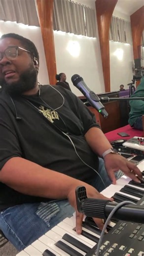 Inspiring Praise Break with NBC Oakland Family