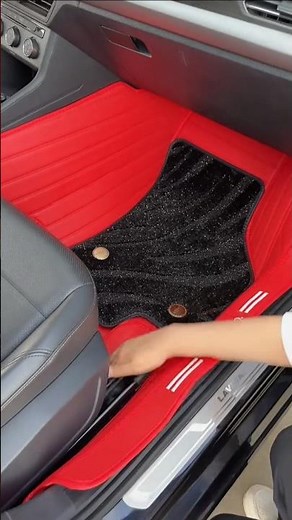 Custom Made Car Floor Mats Easy to Clean.