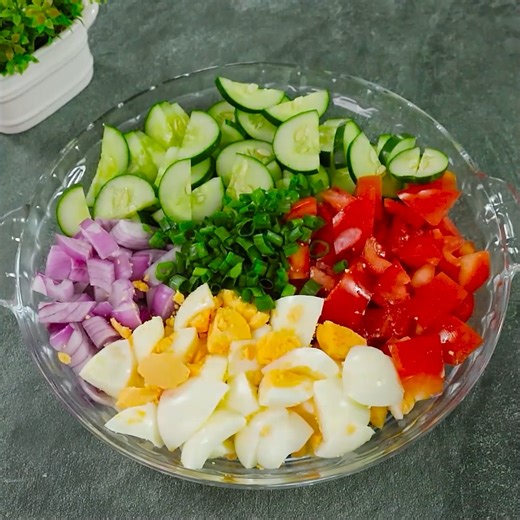 146K views · 476 reactions | This is the best salad recipe I've ever made and the family loves it! | Cookery Recipes | Facebook