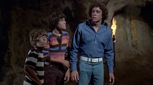 The Brady boys attempt to return a Hawaiian idol to an ancient burial ground inside a cave -- but they're not alone! | The Brady Bunch