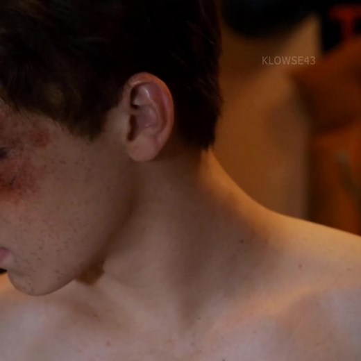 First Kiss: Ian and Mickey Season 1 Moment