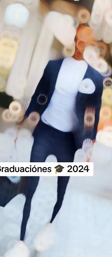 Trajes Elegantes para Graduación - Tendencias 2024