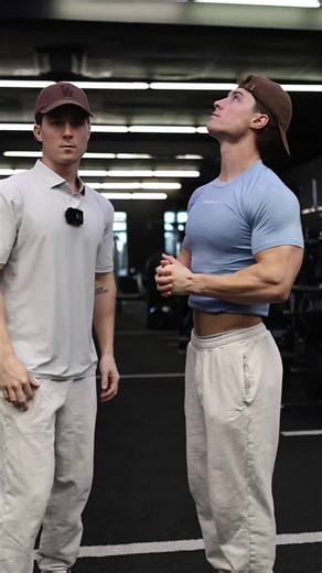 The key to looking great in a t shirt 💪 | men shirts