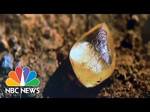 Woman Discovers Four-Carat Yellow Diamond In Arkansas State Park