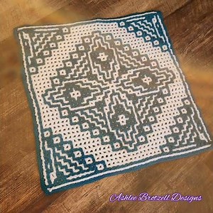 Evelyn's Motif 40 - Large Interlocking Crochet Square #crochet