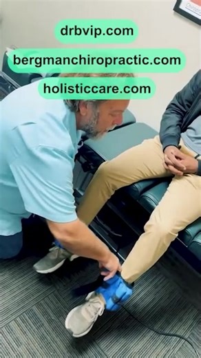 1.6M views · 25K reactions | The Best Knee Exercise ❗ www.bergmanchiropractic.com #knee #kneepain #knees #kneehealth #kneehealthexercise #kneehealthtips #knowledge #knowledgeispower #knowledgesharing #tips #healthy #health #foryou #foryoupage #fyp #fypage | Dr John Bergman D.C. | Facebook