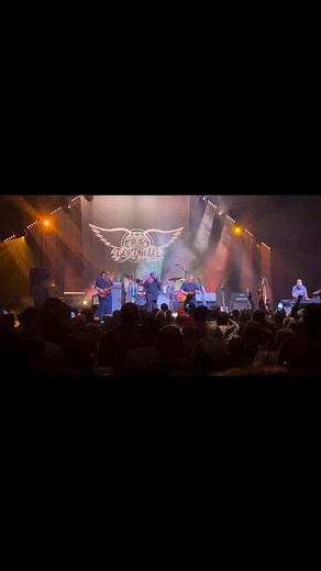 Thanks to Govt Mule for having me at Mule-O-Ween and big ups to that Philly crowd! | Corey Glover