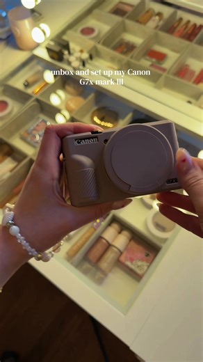 Unboxing My Canon G7X Mark III Camera