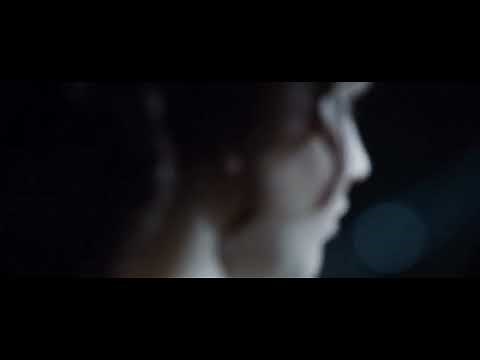 The Hunger Games - Katniss Shows Her Skill