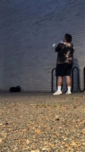 AN INCREDIBLE TRUMPET SOLO...